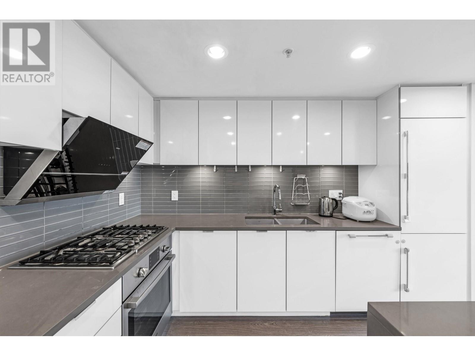Listing Picture 8 of 37 : 502 3333 BROWN ROAD, Richmond / 烈治文 - 魯藝地產 Yvonne Lu Group - MLS Medallion Club Member