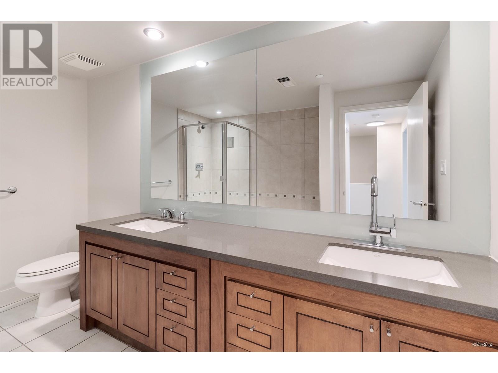 Listing Picture 21 of 30 : 1487 HOMER STREET, Vancouver / 溫哥華 - 魯藝地產 Yvonne Lu Group - MLS Medallion Club Member