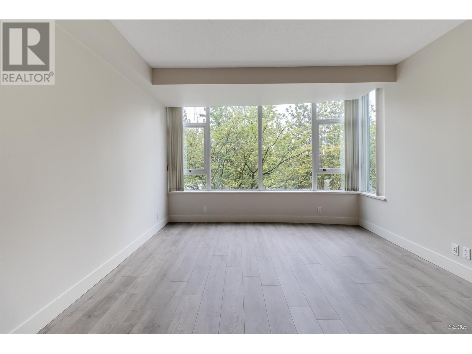 Listing Picture 23 of 30 : 1487 HOMER STREET, Vancouver / 溫哥華 - 魯藝地產 Yvonne Lu Group - MLS Medallion Club Member