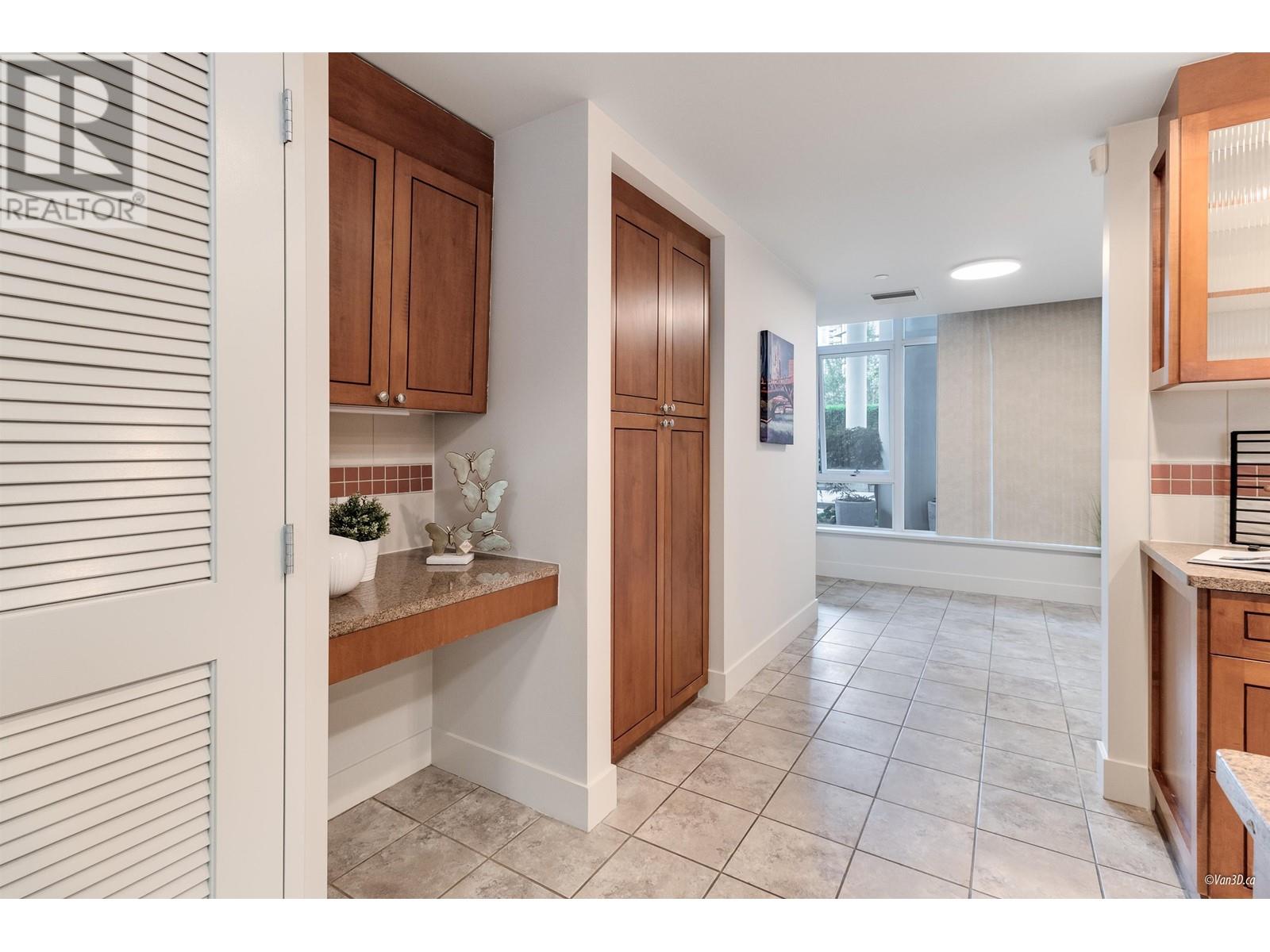 Listing Picture 11 of 30 : 1487 HOMER STREET, Vancouver / 溫哥華 - 魯藝地產 Yvonne Lu Group - MLS Medallion Club Member