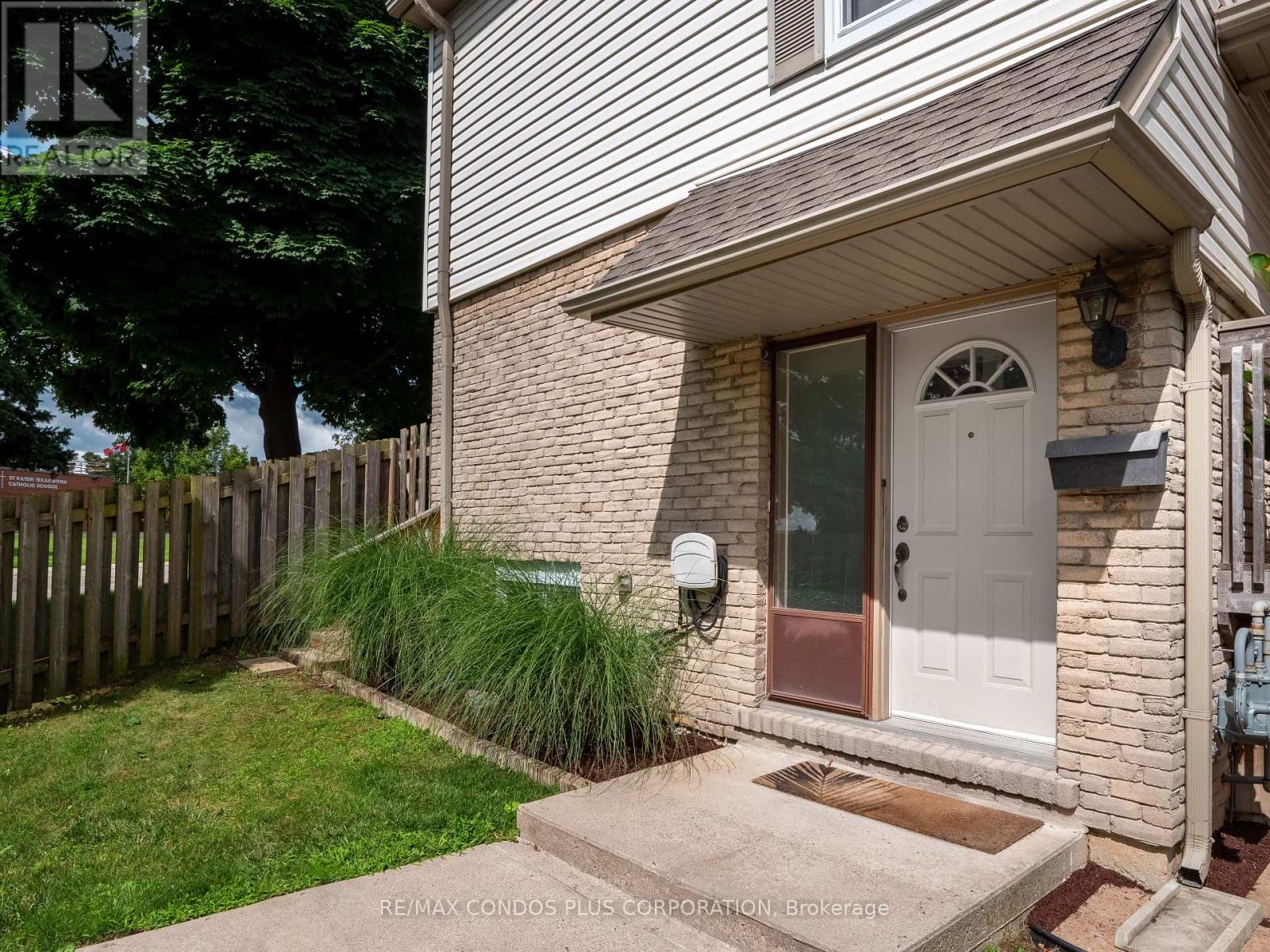 3 - 1300 Upper Ottawa Street, Hamilton (Quinndale), Ontario  L8W 1M8 - Photo 4 - X9311741