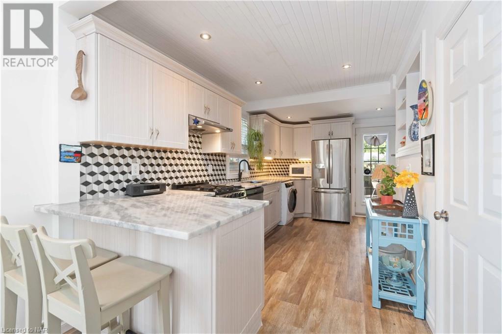 21 Johnston Street, St. Catharines, Ontario  L2N 5K7 - Photo 15 - 40645403