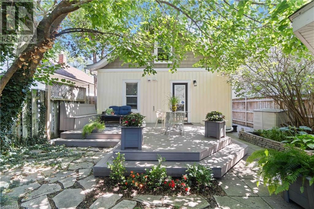 21 Johnston Street, St. Catharines, Ontario  L2N 5K7 - Photo 31 - 40645403