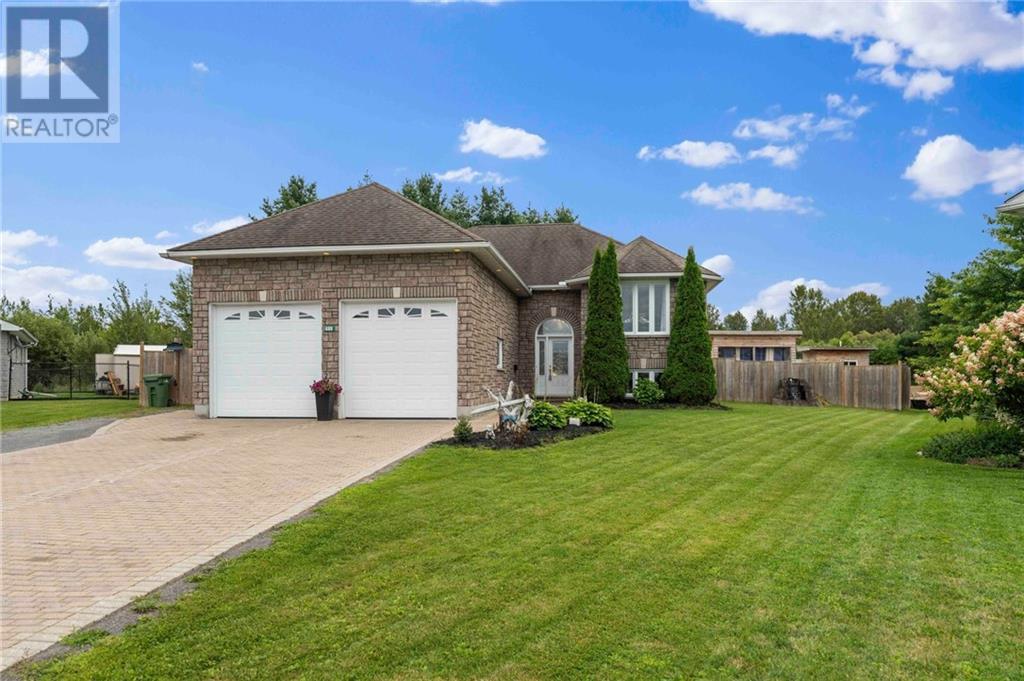 499 SHEPPARD AVENUE Pembroke