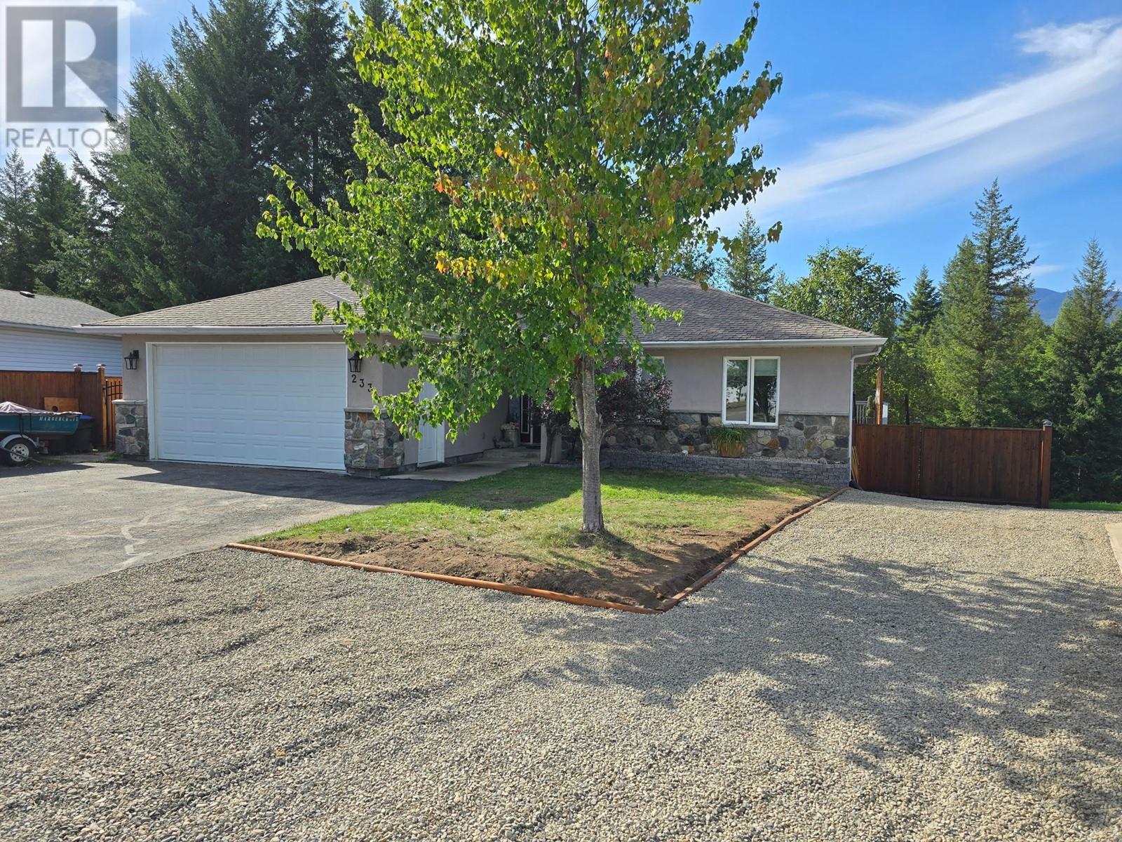 233 BLAIR PLACE, clearwater, British Columbia