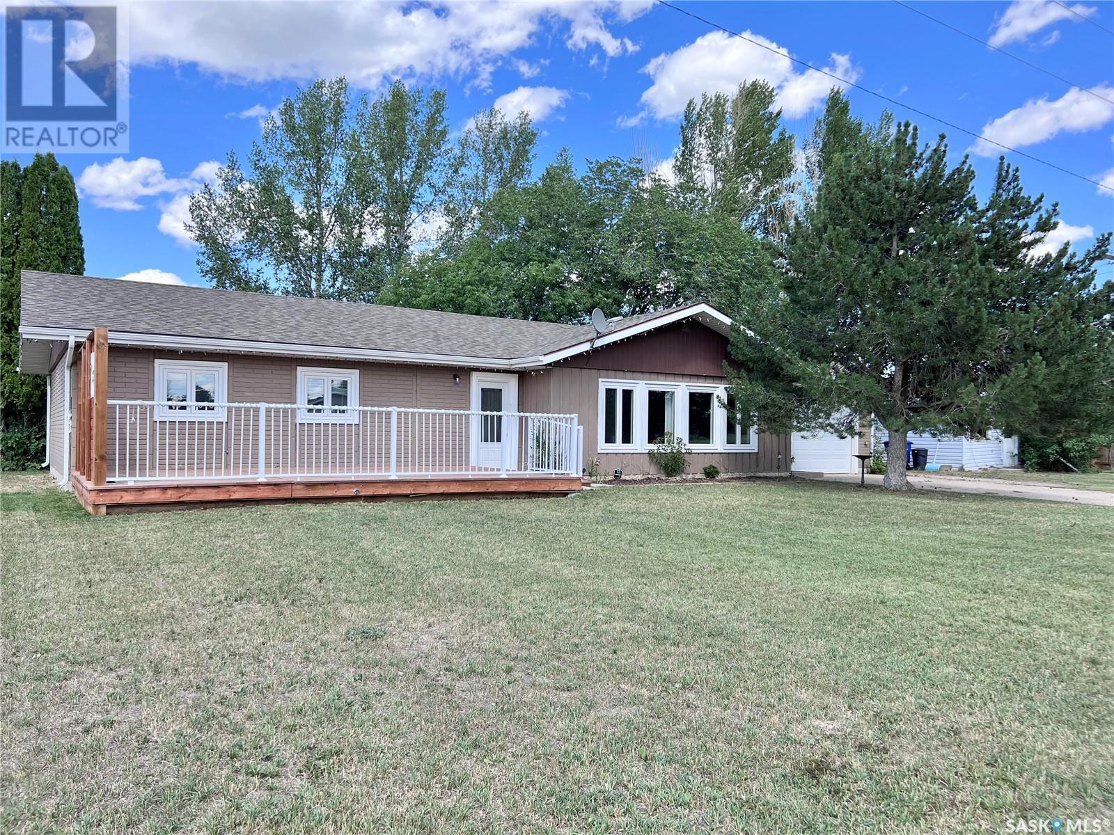 203 Cross Street N, Outlook, Saskatchewan  S0L 2N0 - Photo 27 - SK983335