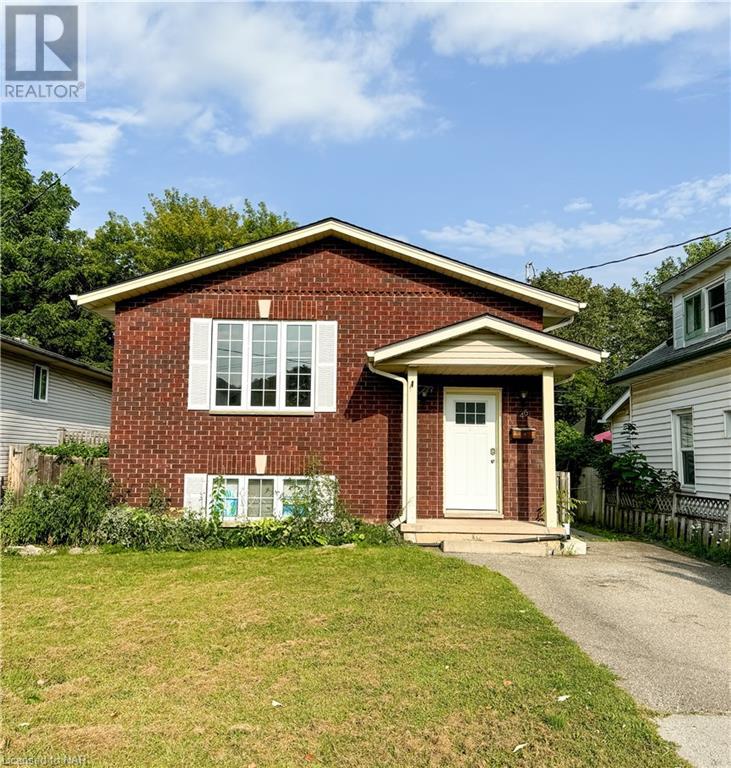 46 Margery Avenue, St. Catharines, Ontario  L2R 6J8 - Photo 1 - 40645569