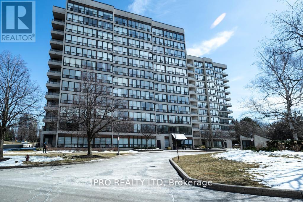 909 - 10 Laurelcrest Street, Brampton (Queen Street Corridor), Ontario  L6S 5Y3 - Photo 2 - W9343515