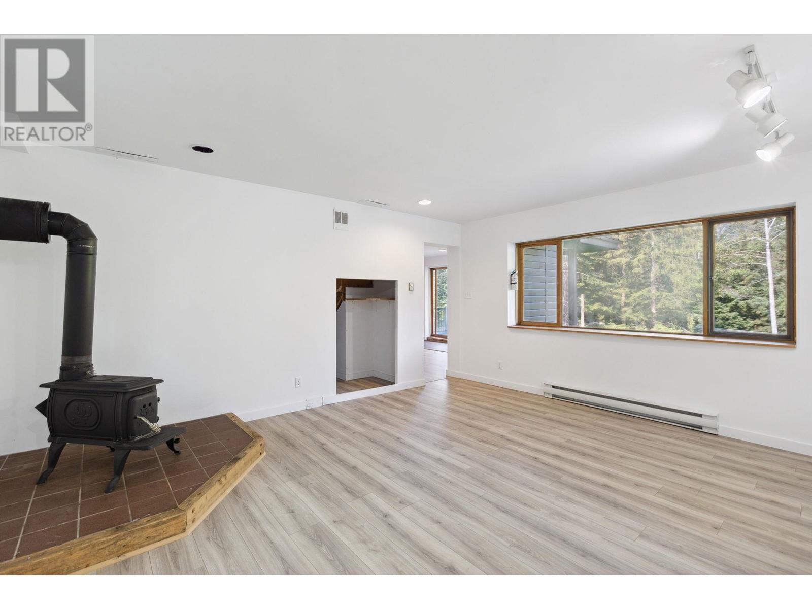 1257 Adams Road, Bowen Island, British Columbia  V0N 1G2 - Photo 5 - R2924051