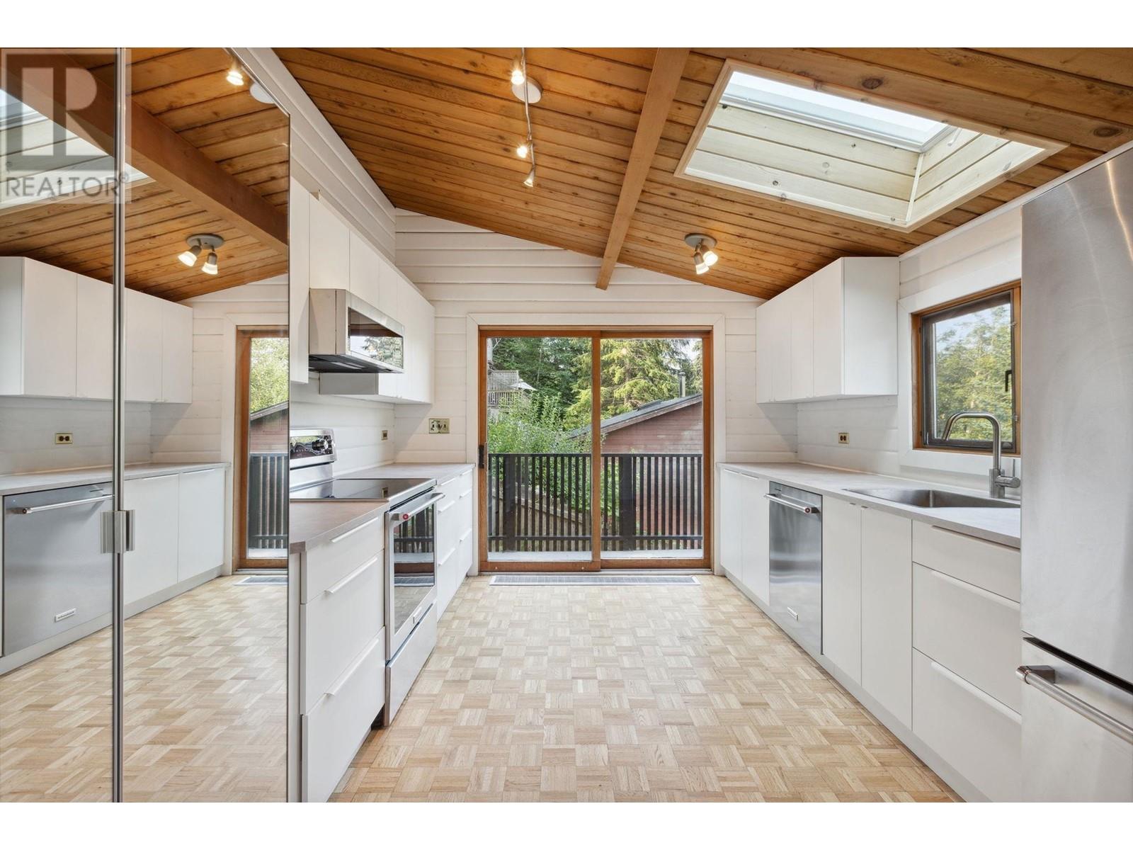 1257 Adams Road, Bowen Island, British Columbia  V0N 1G2 - Photo 29 - R2924051