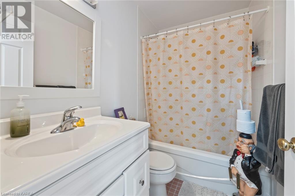 2 Bay Street Unit# 605, Kingston, Ontario  K7K 6T7 - Photo 33 - 40645700