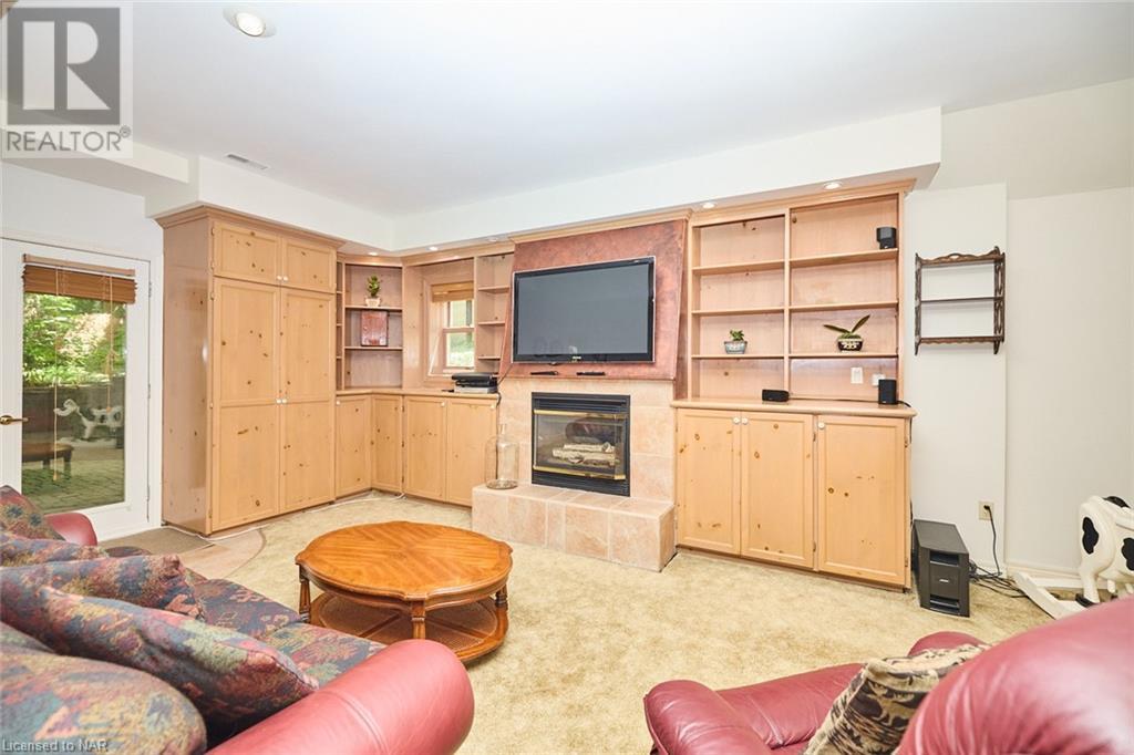 7 Scottdale Court, Fonthill, Ontario  L0S 1E3 - Photo 39 - 40645495