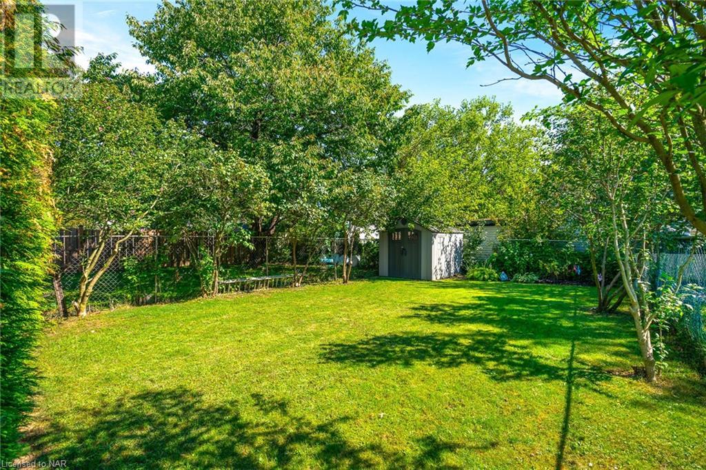 8 Mcnicholl Circle, St. Catharines, Ontario  L2N 7C5 - Photo 28 - 40643717