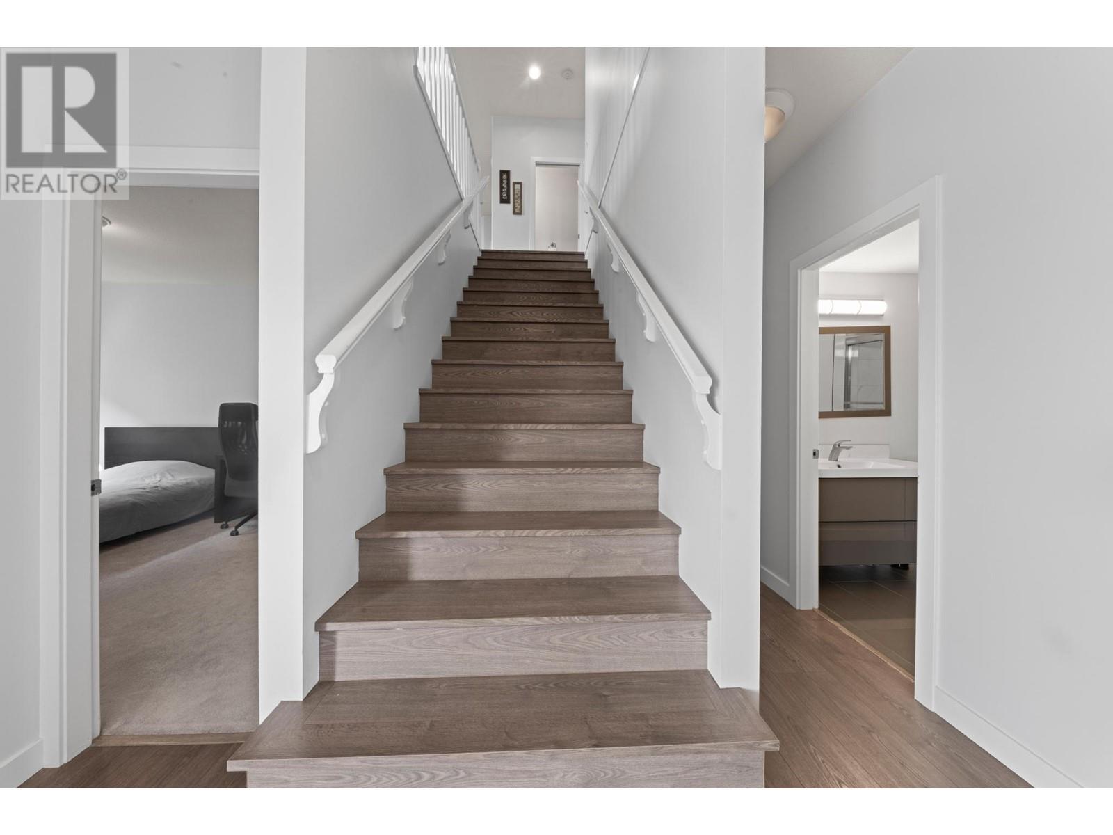 34 2979 Panorama Drive, Coquitlam, British Columbia  V3E 2W8 - Photo 25 - R2924080