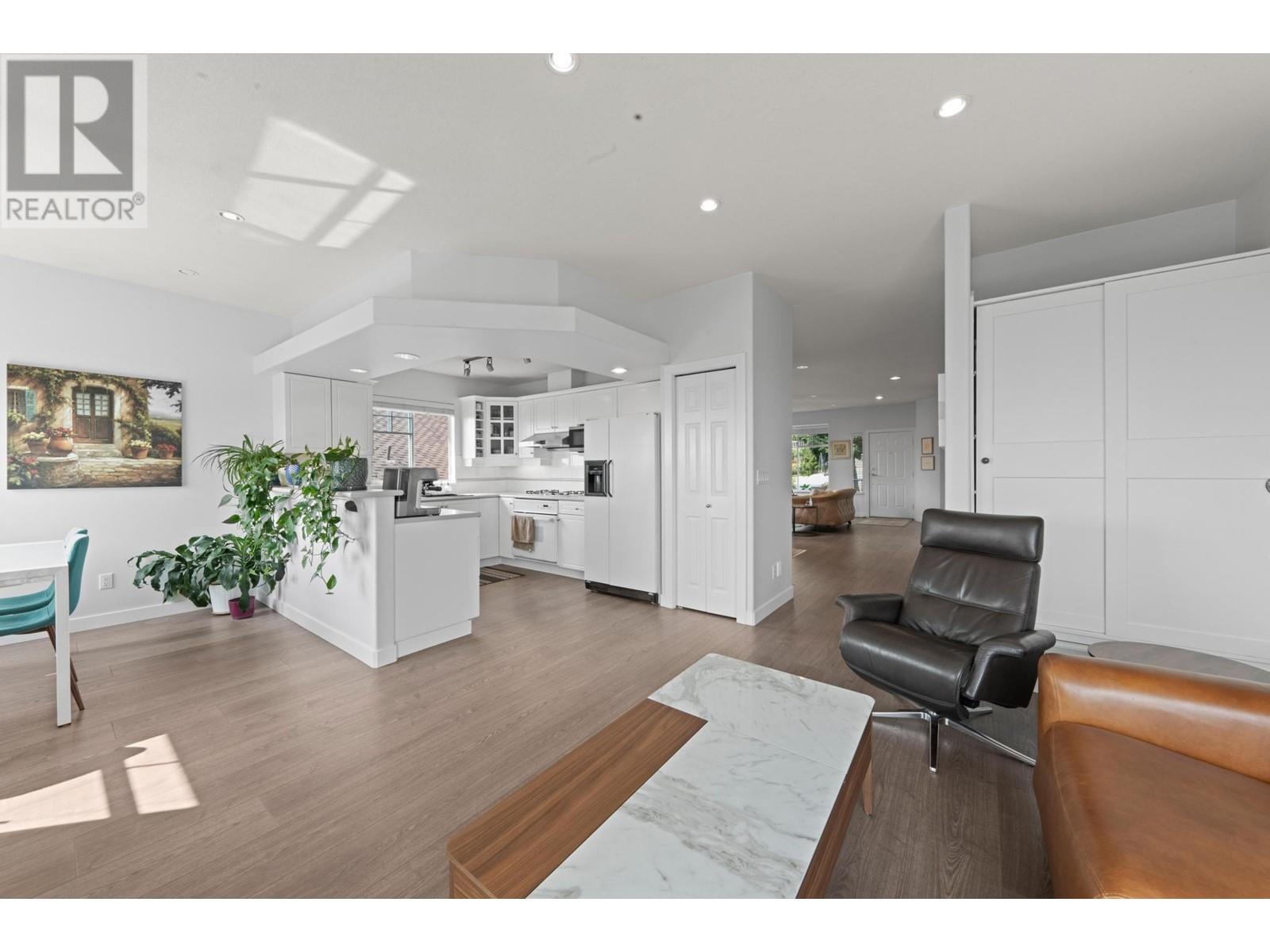 34 2979 Panorama Drive, Coquitlam, British Columbia  V3E 2W8 - Photo 19 - R2924080