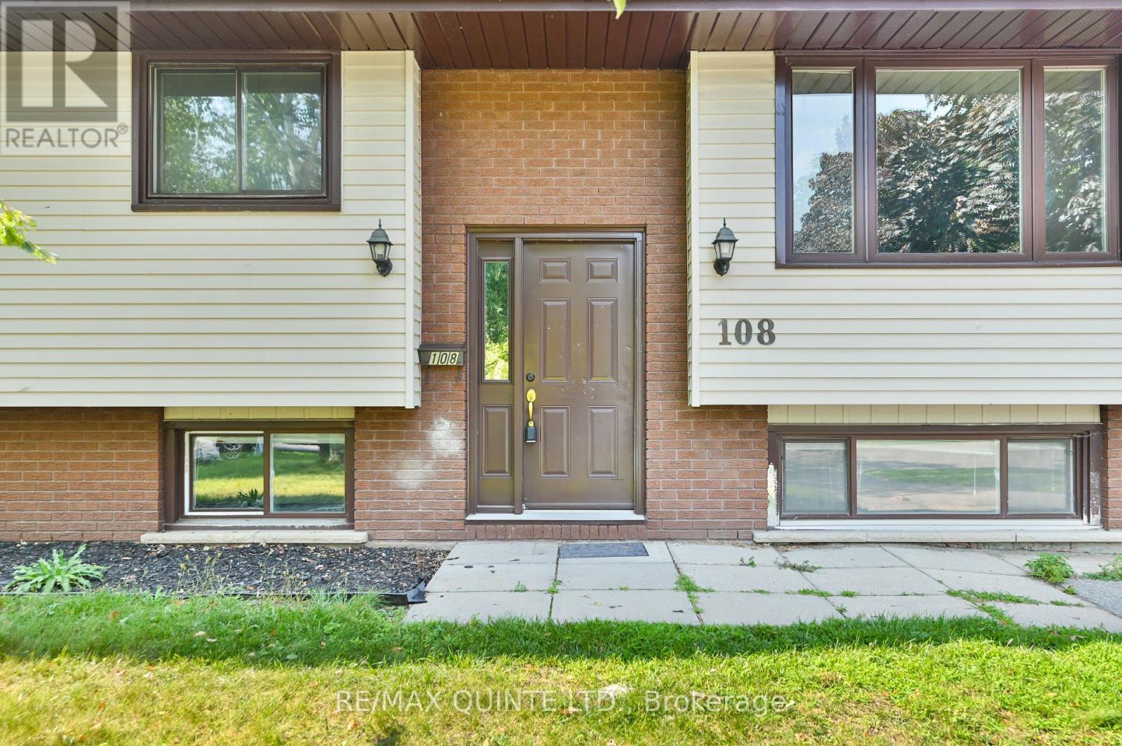 108 Nicholas Street, Quinte West, Ontario  K8V 6B2 - Photo 4 - X9343749