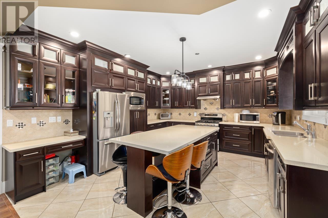 Property at 5223 WESTMINSTER AVENUE image 2