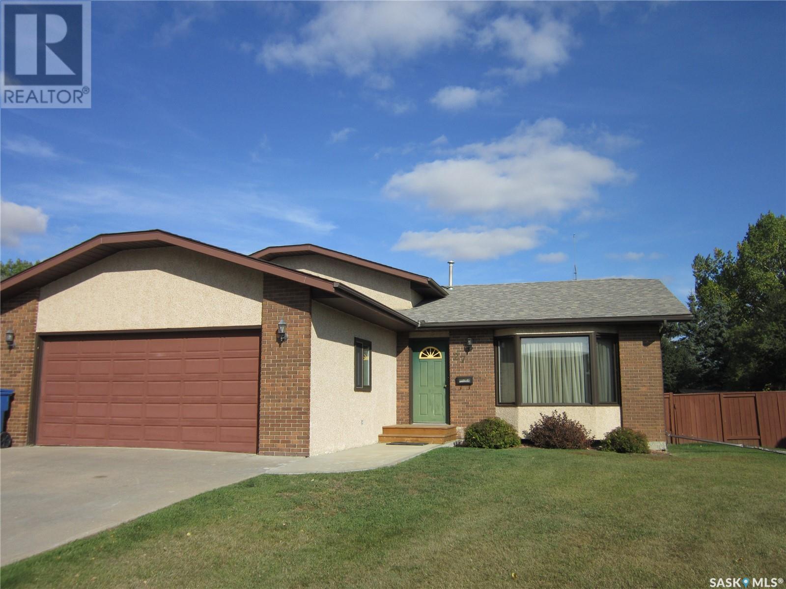 27 Groat DRIVE, melfort, Saskatchewan