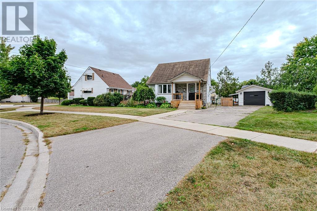 115 ALEXANDER Drive, brantford, Ontario