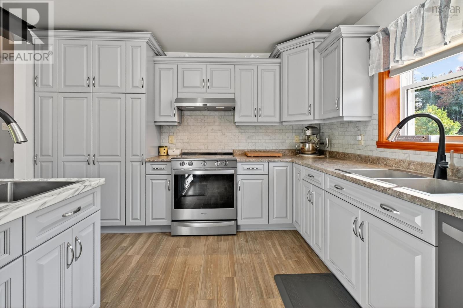 110 De Raymond Street, St. Peter's, Nova Scotia  B0E 3B0 - Photo 16 - 202323837