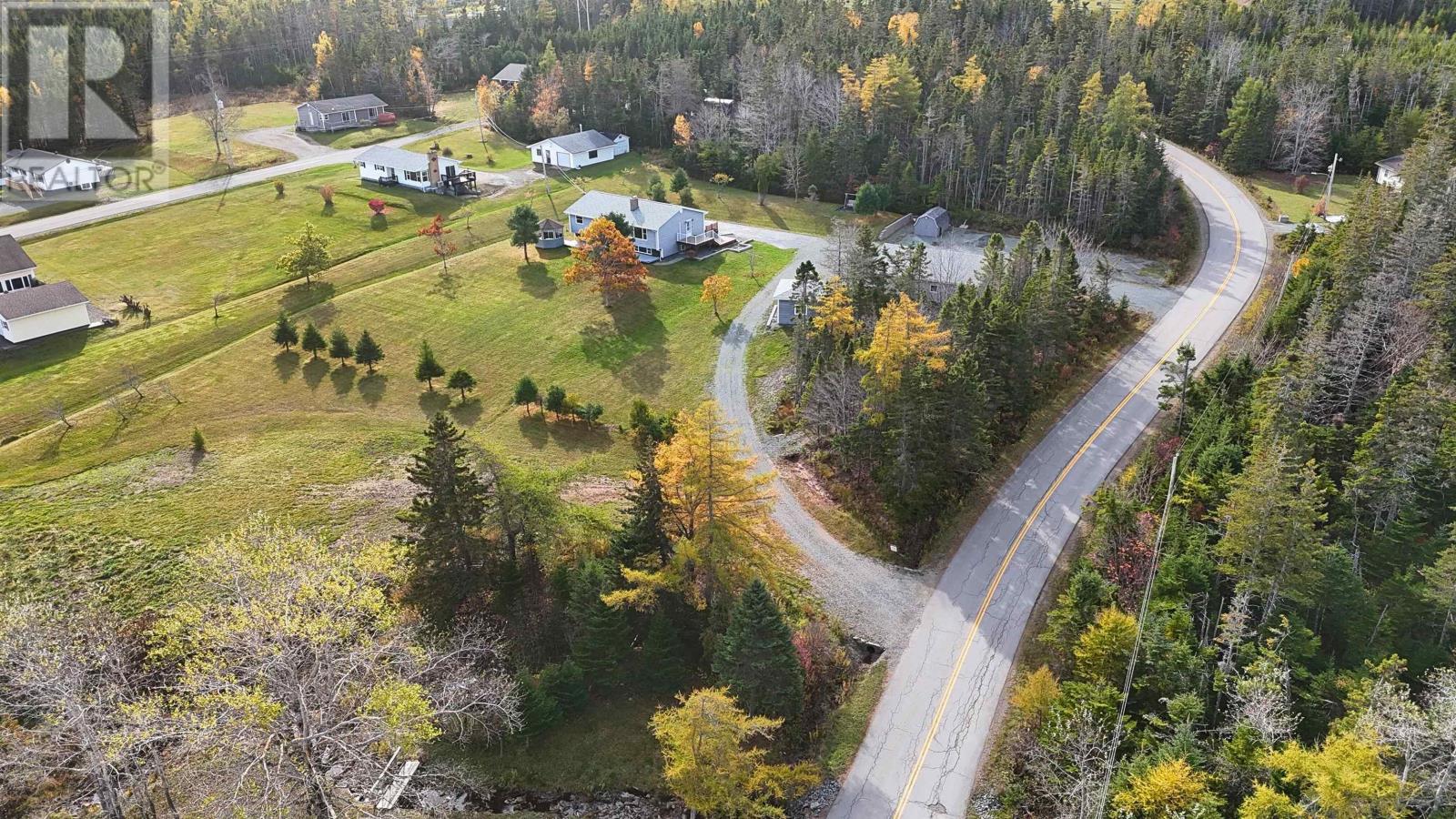 110 De Raymond Street, St. Peter's, Nova Scotia  B0E 3B0 - Photo 7 - 202323837