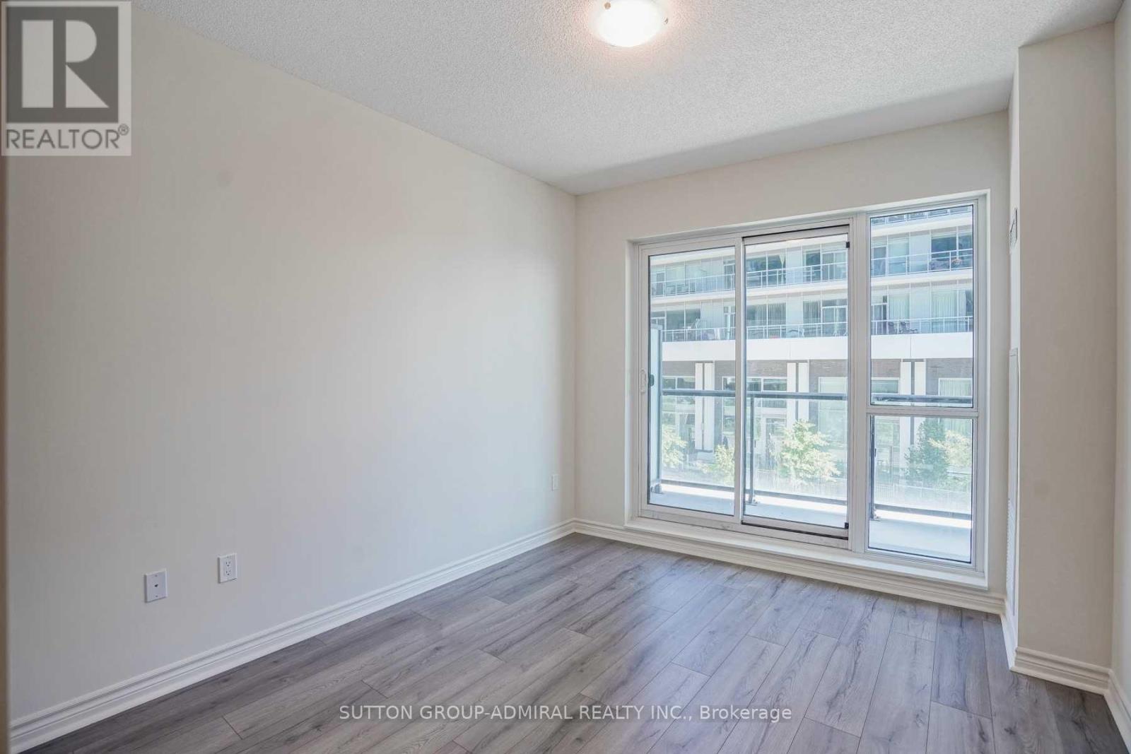 Th4 - 39 Annie Craig Drive, Toronto, Ontario  M8V 0C5 - Photo 21 - W9344136