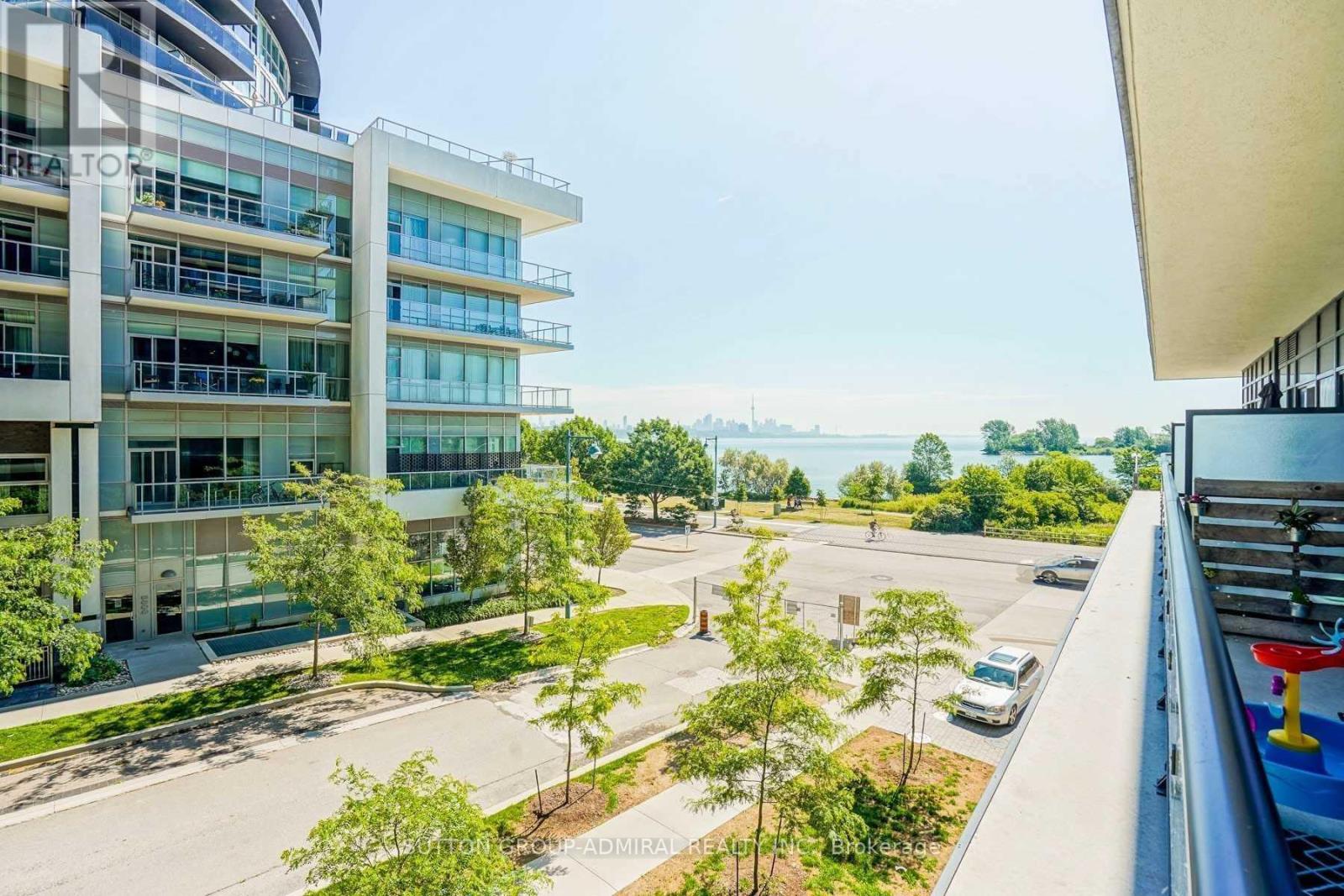 Th4 - 39 Annie Craig Drive, Toronto, Ontario  M8V 0C5 - Photo 26 - W9344136