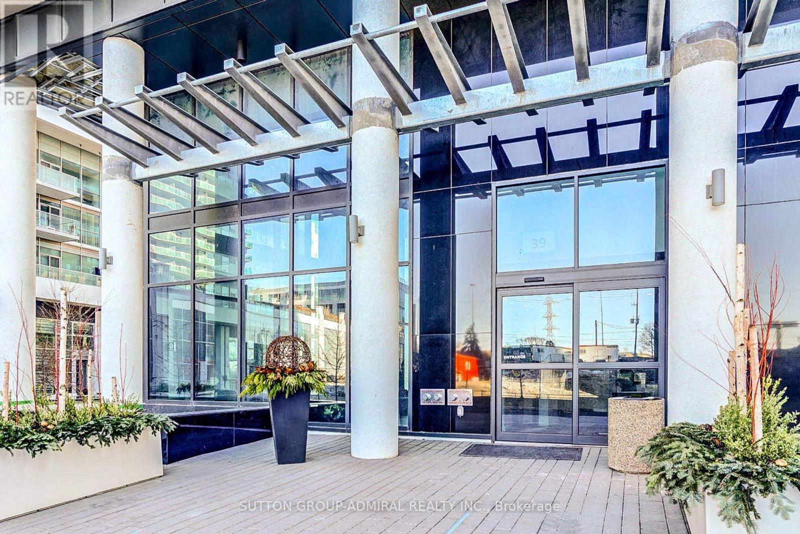 Th4 - 39 Annie Craig Drive, Toronto, Ontario  M8V 0C5 - Photo 33 - W9344136