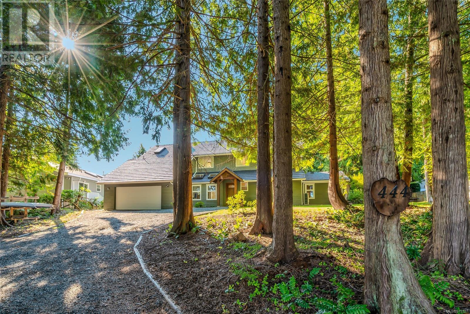 444 Mill Rd, qualicum beach, British Columbia