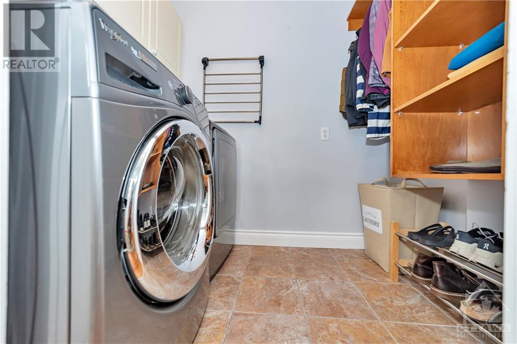 695 Merkley DriveOttawa, Ontario  K4A 1L8 - Photo 10 - X9518086
