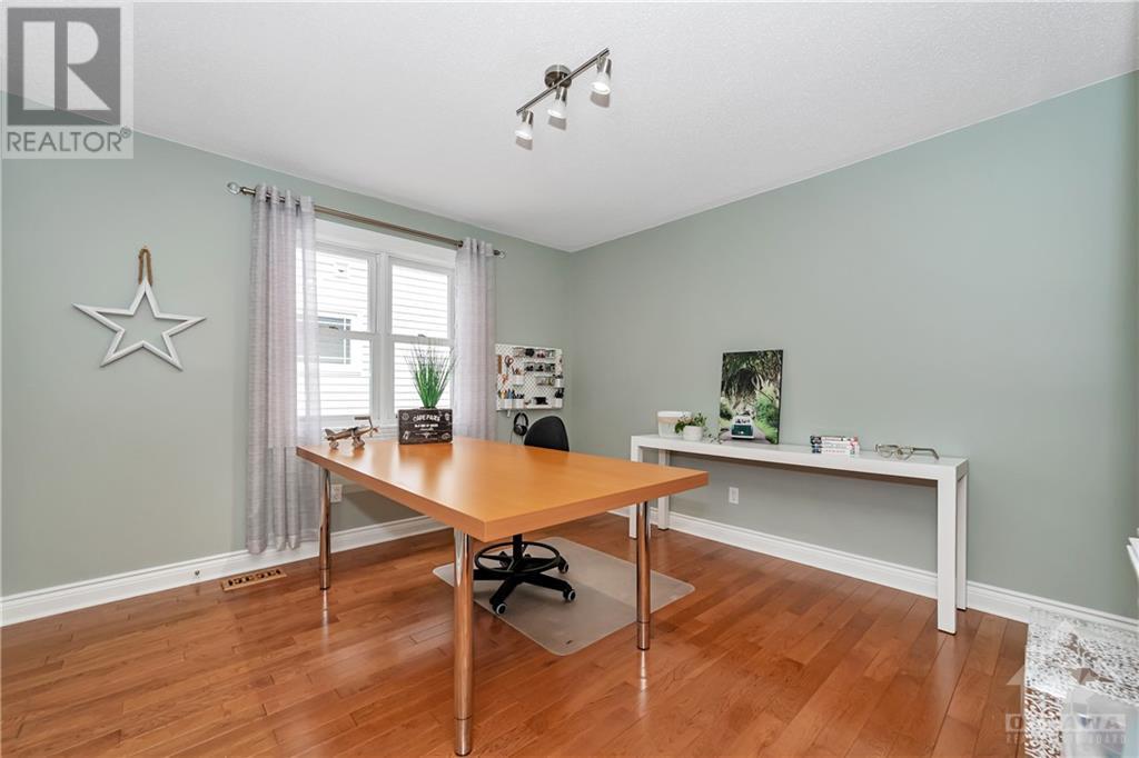 695 Merkley DriveOttawa, Ontario  K4A 1L8 - Photo 18 - X9518086