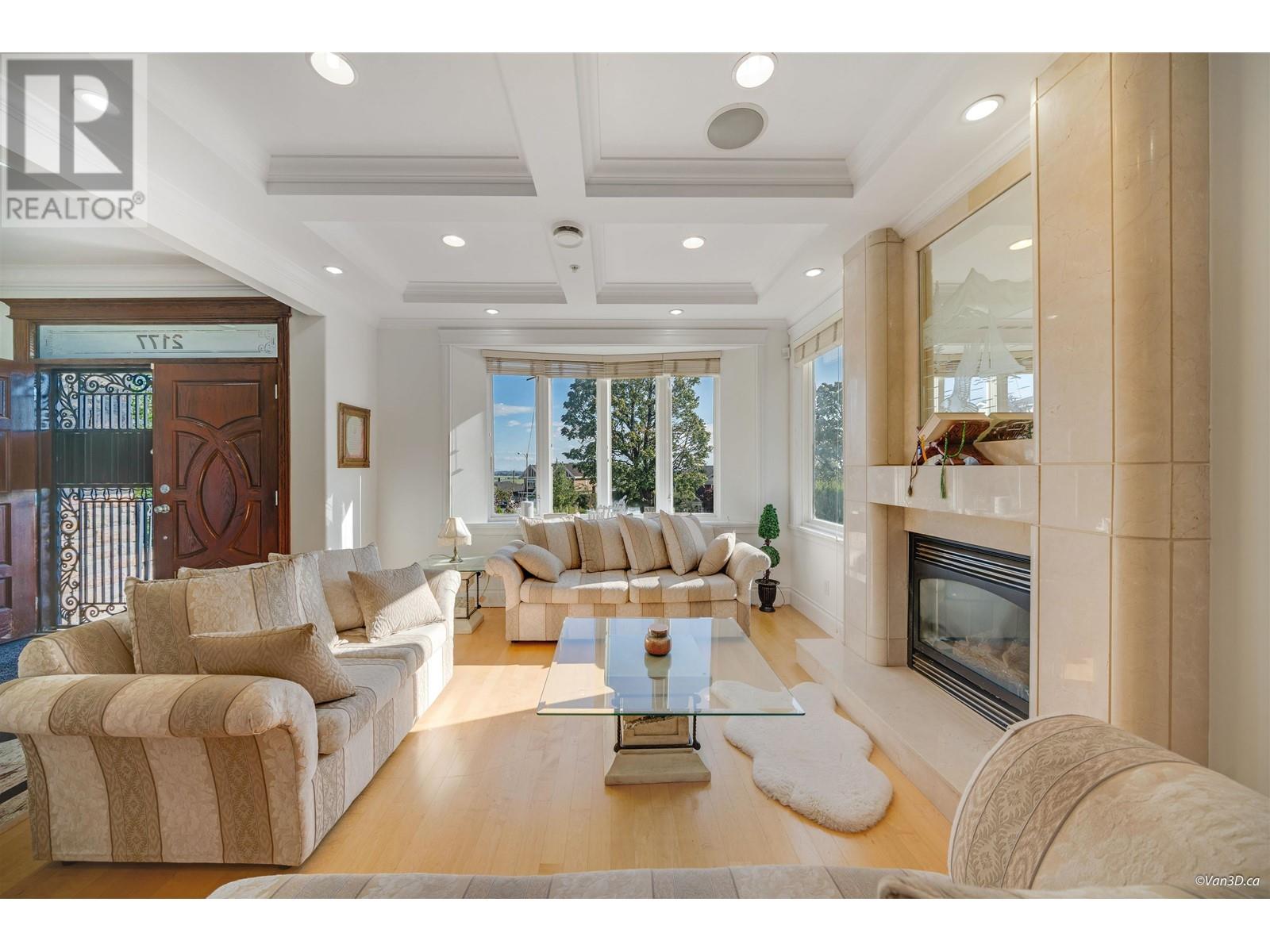 Listing Picture 10 of 40 : 2177 BONACCORD DRIVE, Vancouver / 溫哥華 - 魯藝地產 Yvonne Lu Group - MLS Medallion Club Member