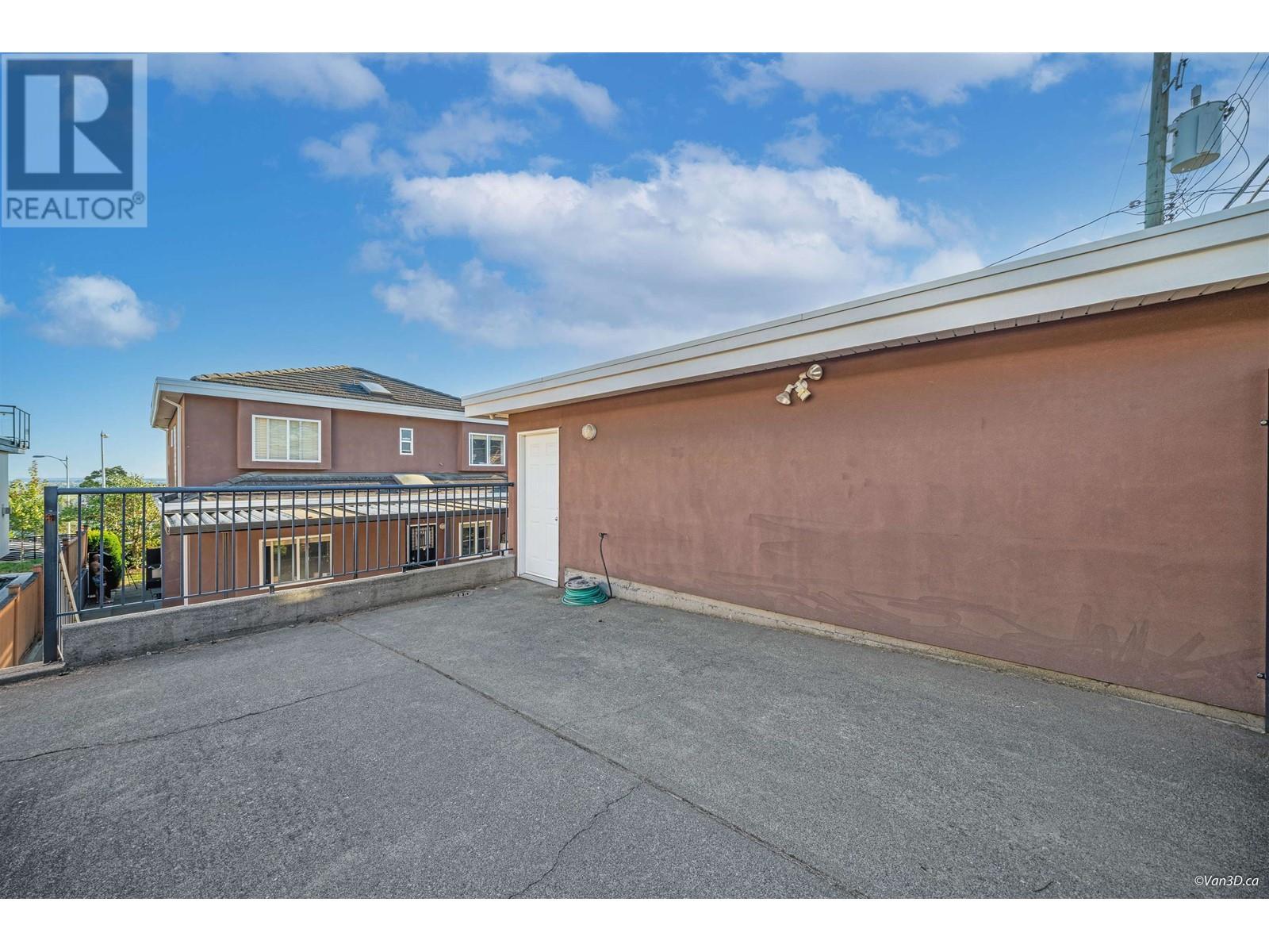 Listing Picture 38 of 40 : 2177 BONACCORD DRIVE, Vancouver / 溫哥華 - 魯藝地產 Yvonne Lu Group - MLS Medallion Club Member