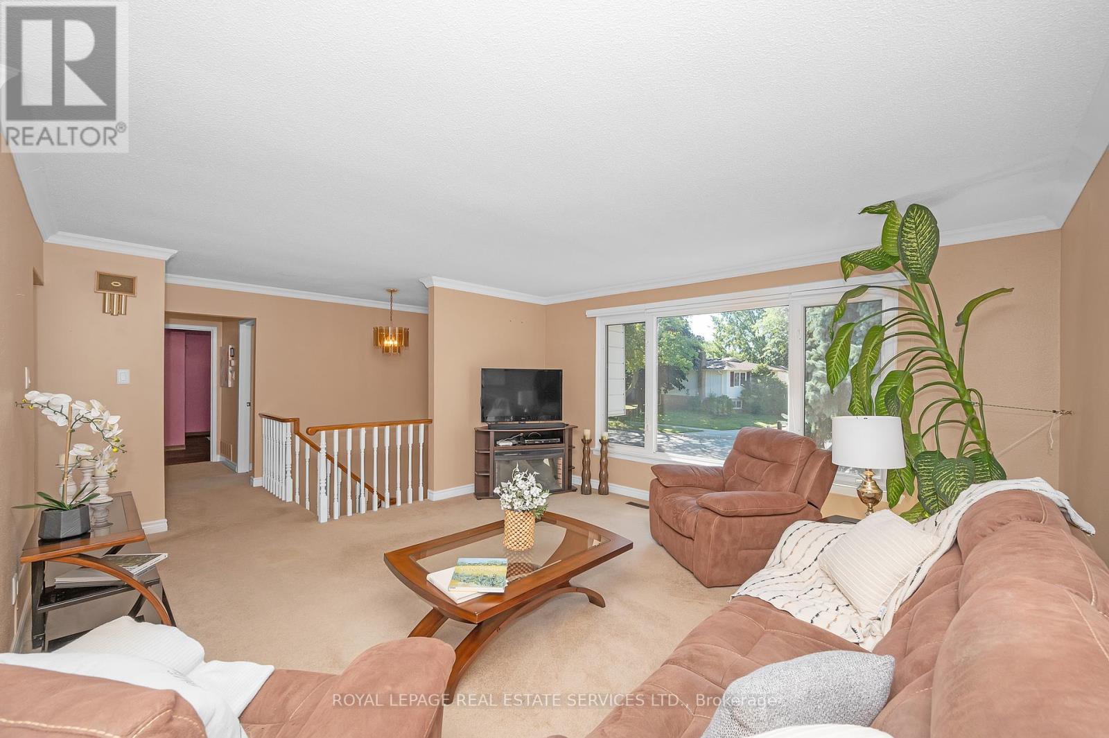 4207 Sutherland Crescent, Burlington (Shoreacres), Ontario  L7L 5G3 - Photo 6 - W9344398