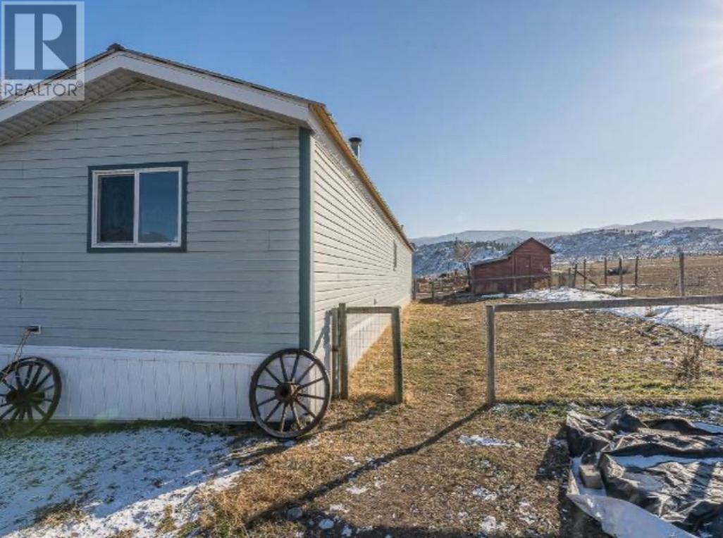 5880 Gardi Road, Kamloops, British Columbia  V2H 1T7 - Photo 25 - 180861