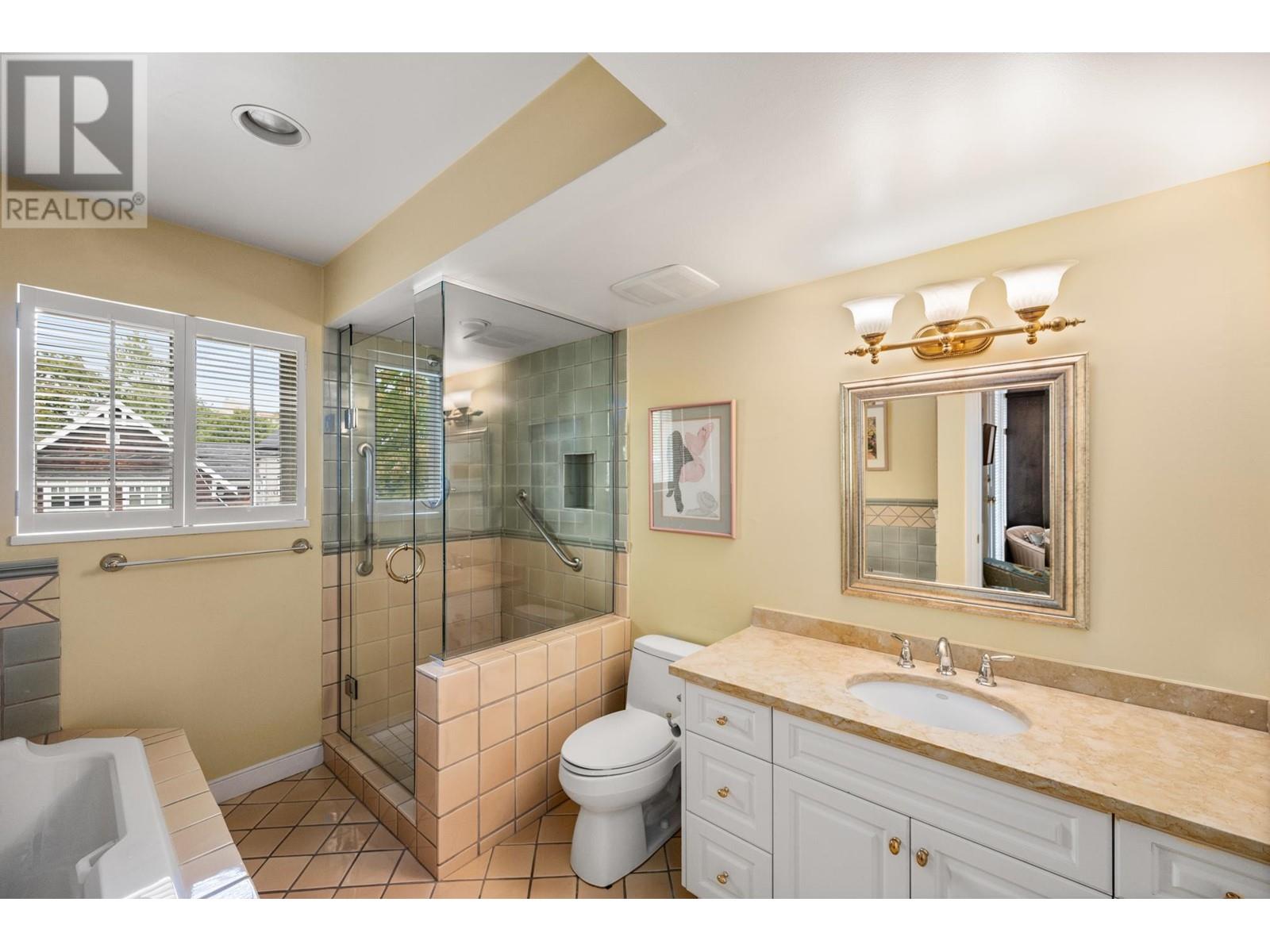2237 W 14th Avenue, Vancouver, British Columbia  V6K 2V9 - Photo 35 - R2924239