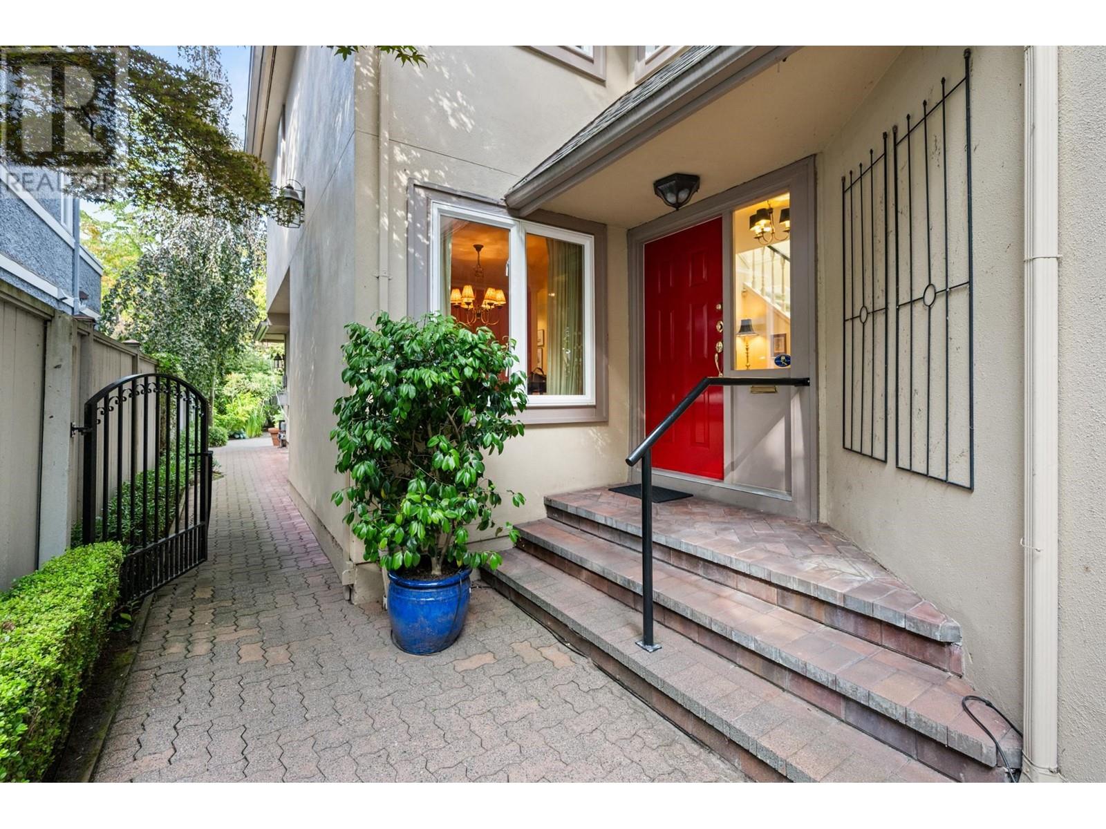 2237 W 14th Avenue, Vancouver, British Columbia  V6K 2V9 - Photo 5 - R2924239