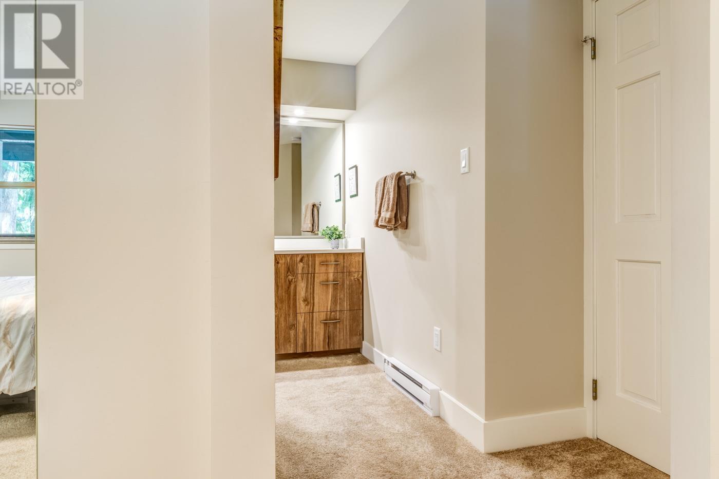 6 4737 SPEARHEAD DRIVE