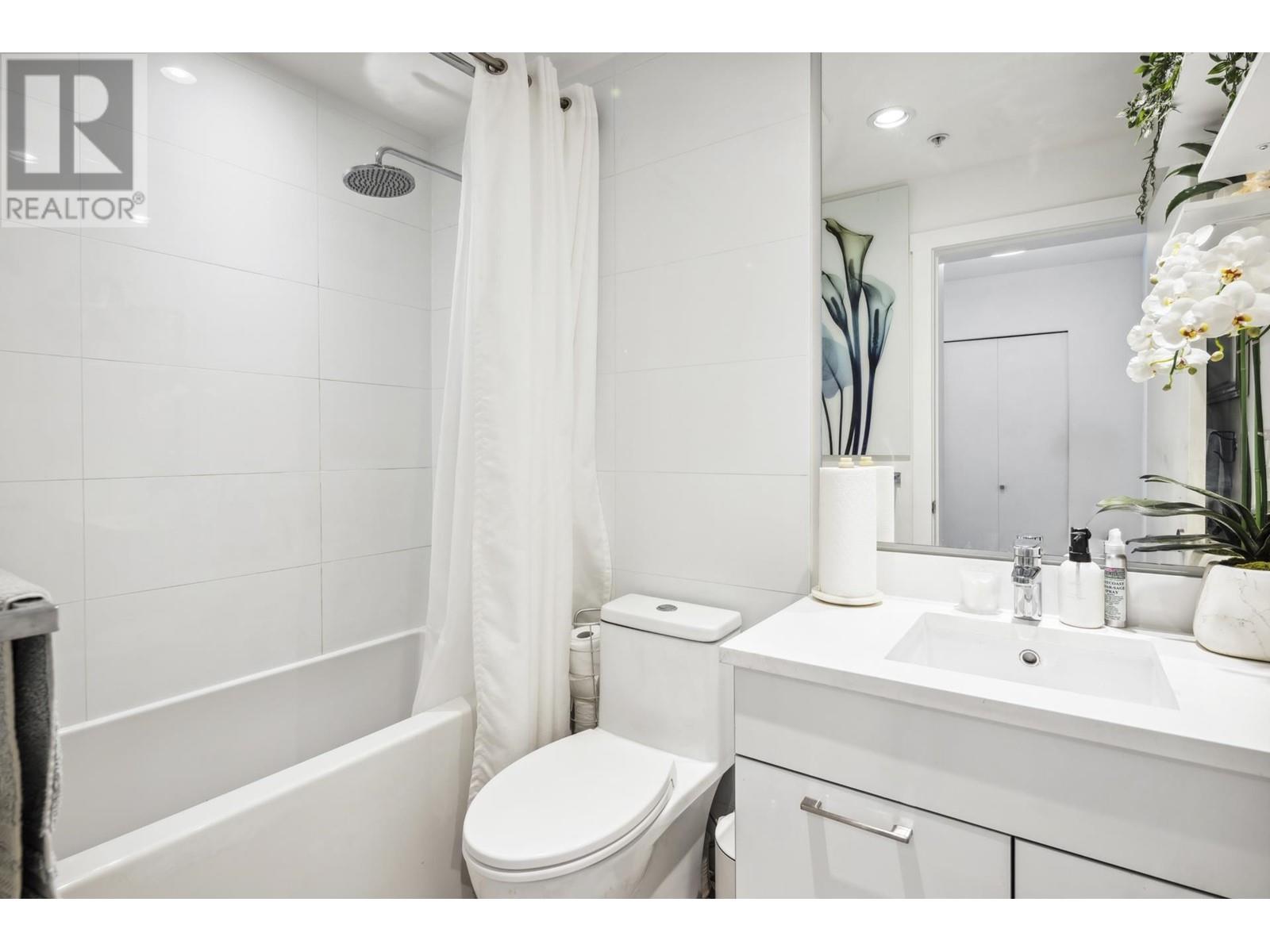 411 711 W 14th Street, North Vancouver, British Columbia  V7M 3E8 - Photo 15 - R2924449