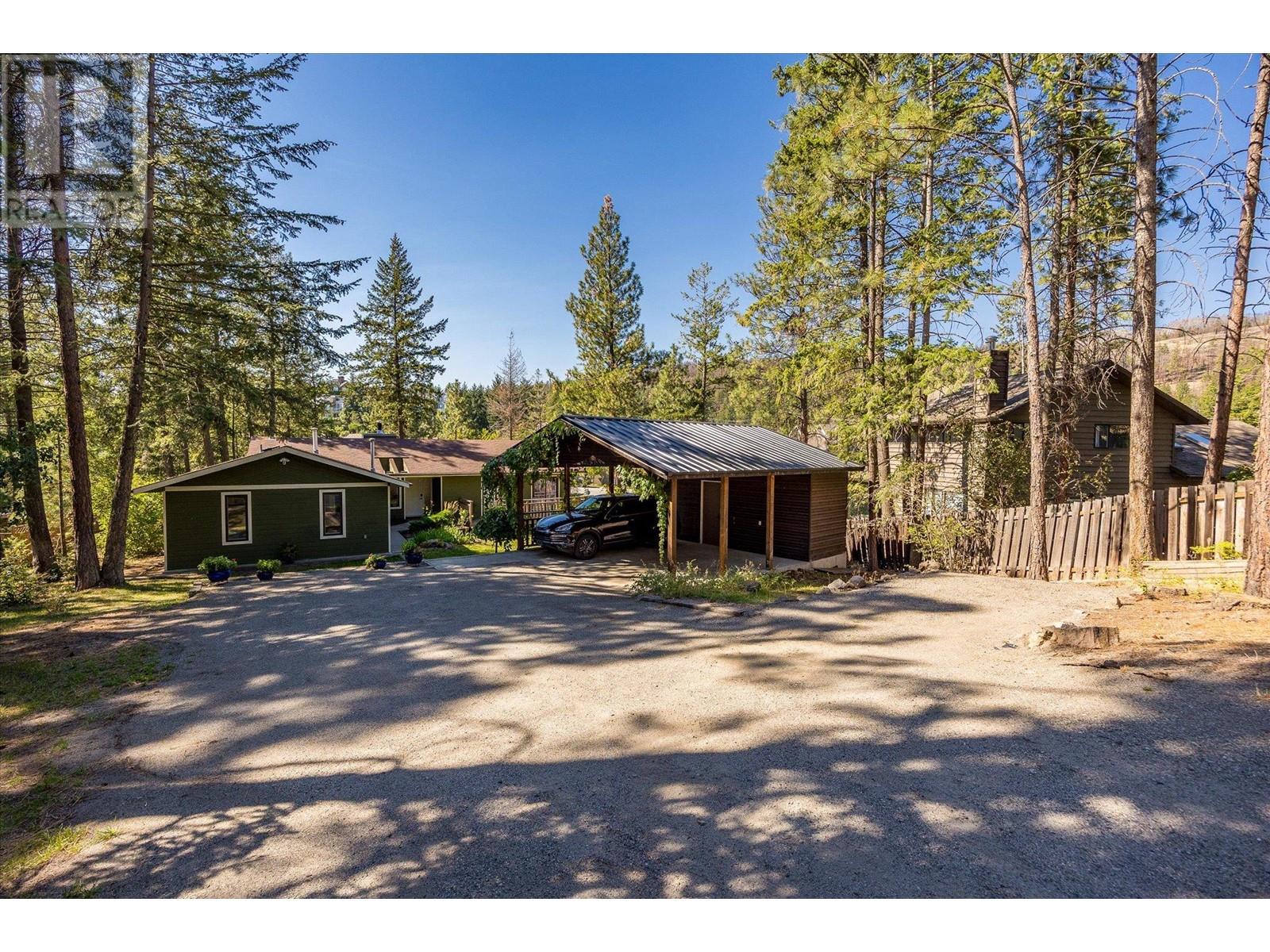 1724 Keloka Drive West Kelowna