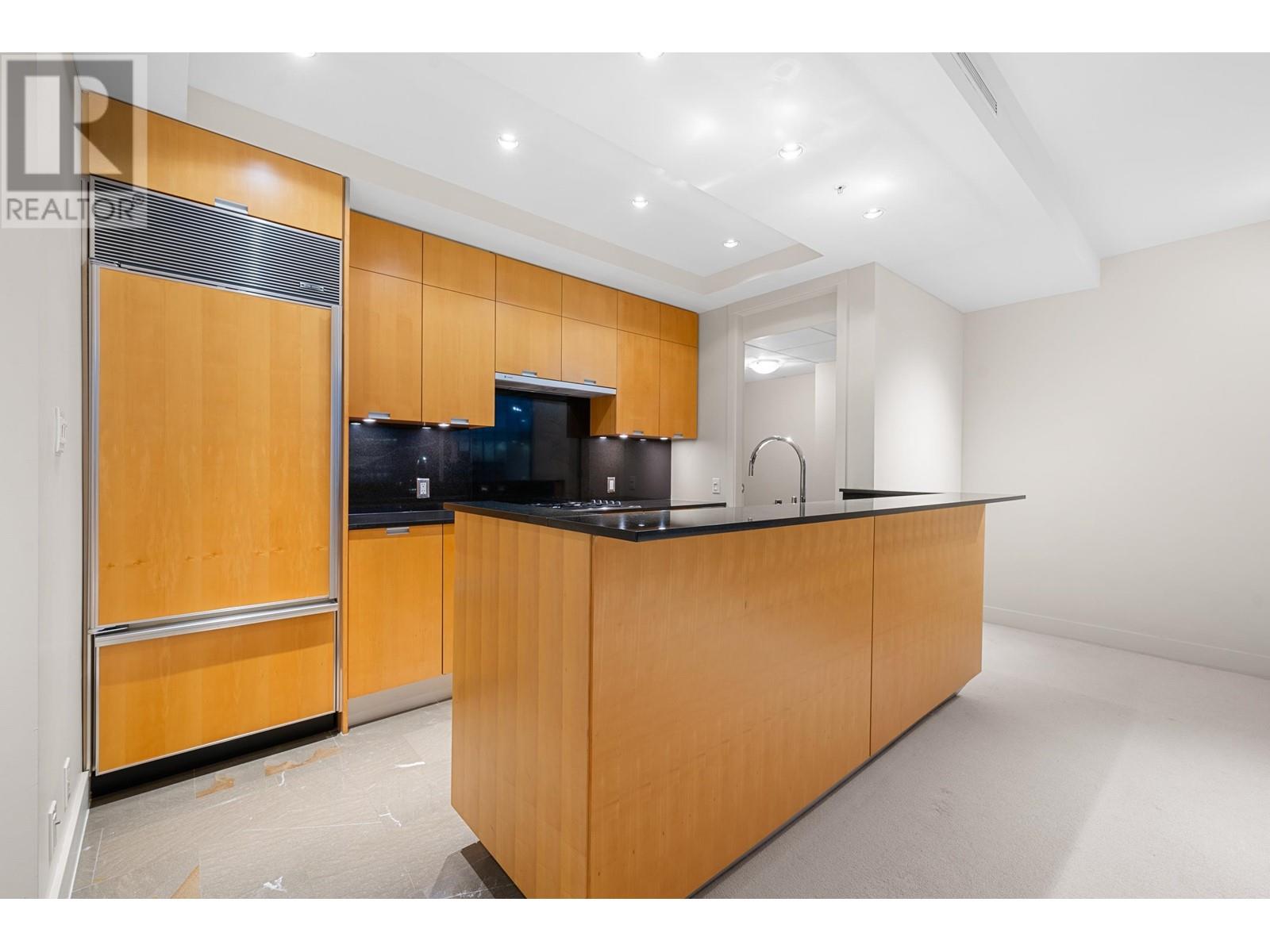 Listing Picture 11 of 23 : 3306 1077 W CORDOVA STREET, Vancouver / 溫哥華 - 魯藝地產 Yvonne Lu Group - MLS Medallion Club Member