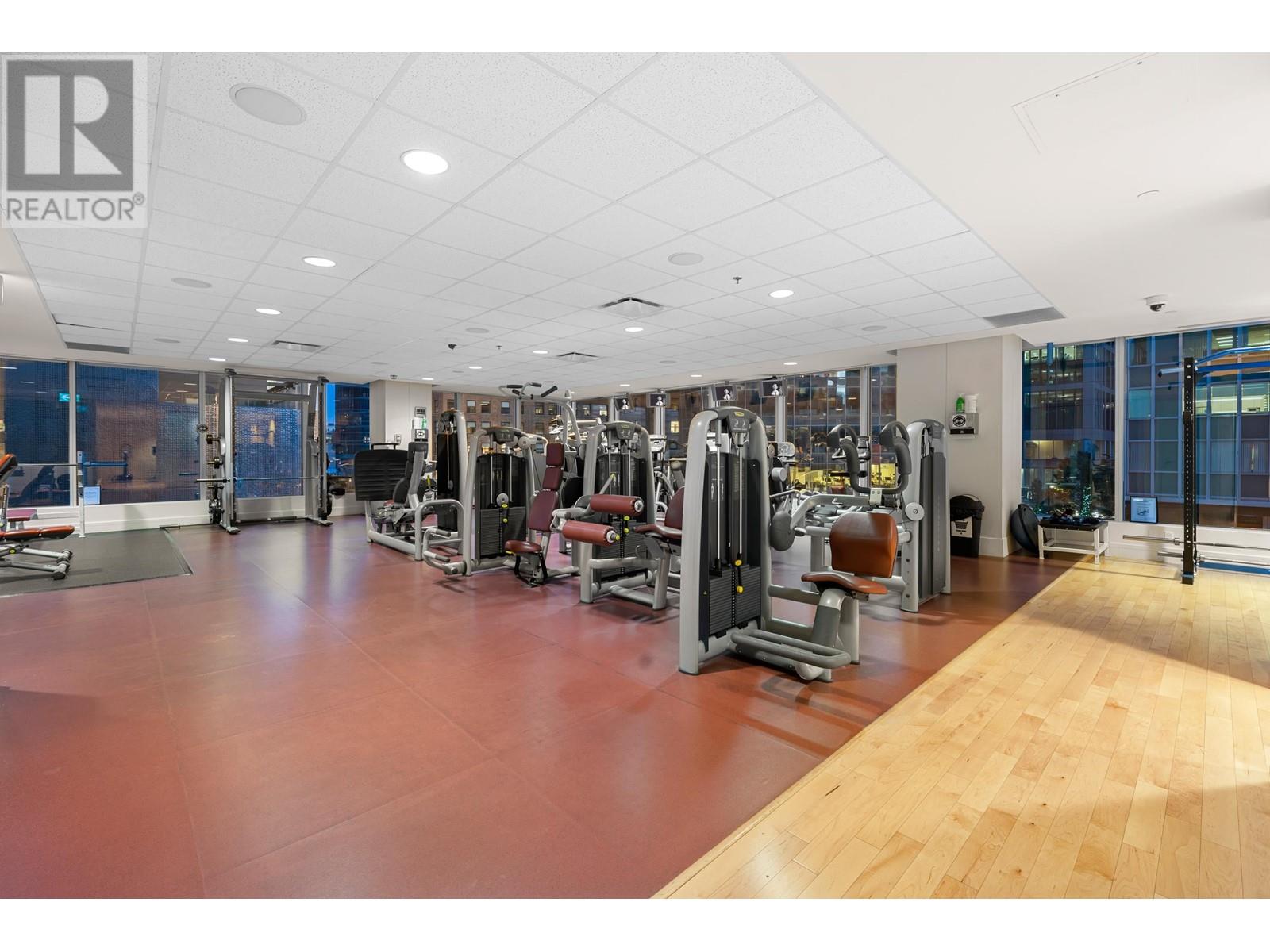 Listing Picture 19 of 23 : 3306 1077 W CORDOVA STREET, Vancouver / 溫哥華 - 魯藝地產 Yvonne Lu Group - MLS Medallion Club Member