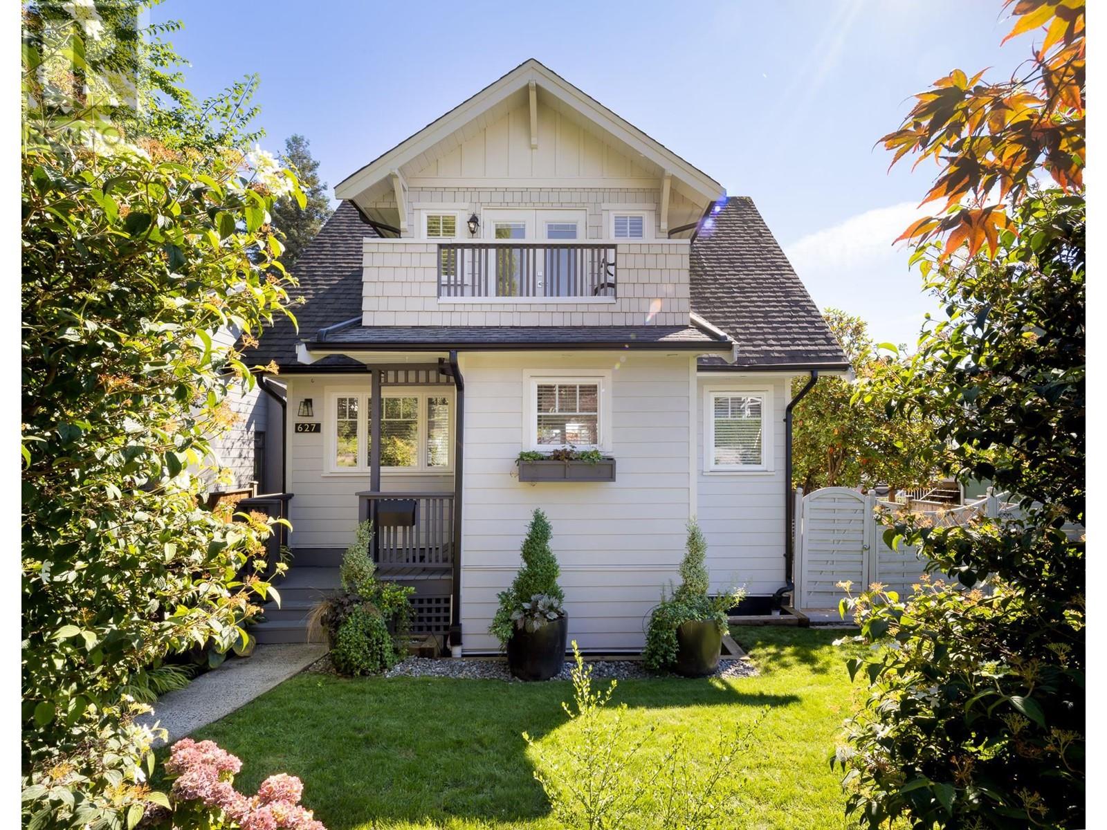 627 E 6TH STREET, north vancouver, British Columbia