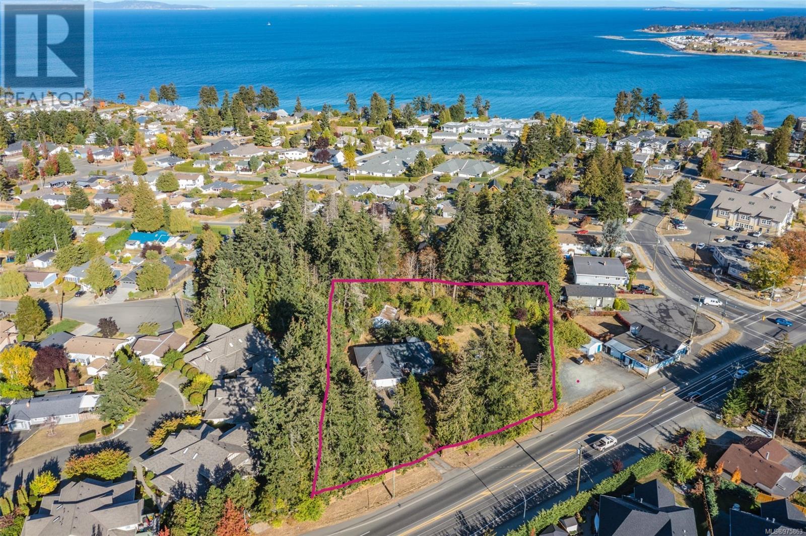 Property at 563 Island Hwy W image 1