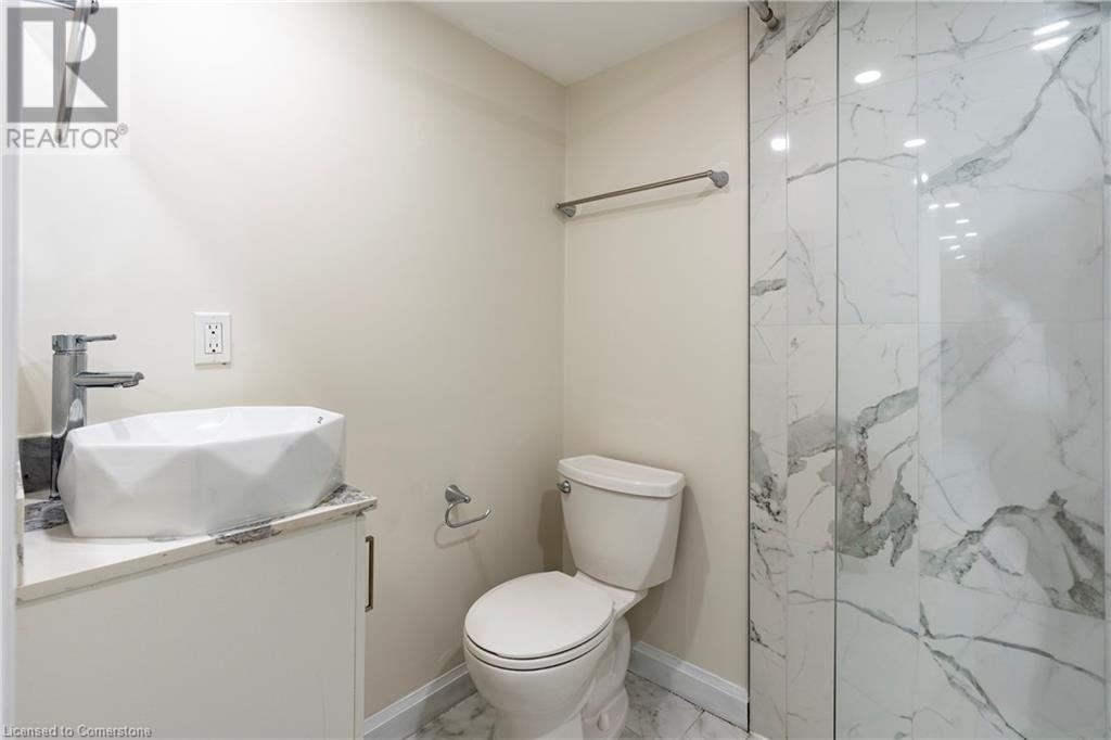 34 Dooley Drive, Kitchener, Ontario  N2A 1L4 - Photo 32 - 40645349