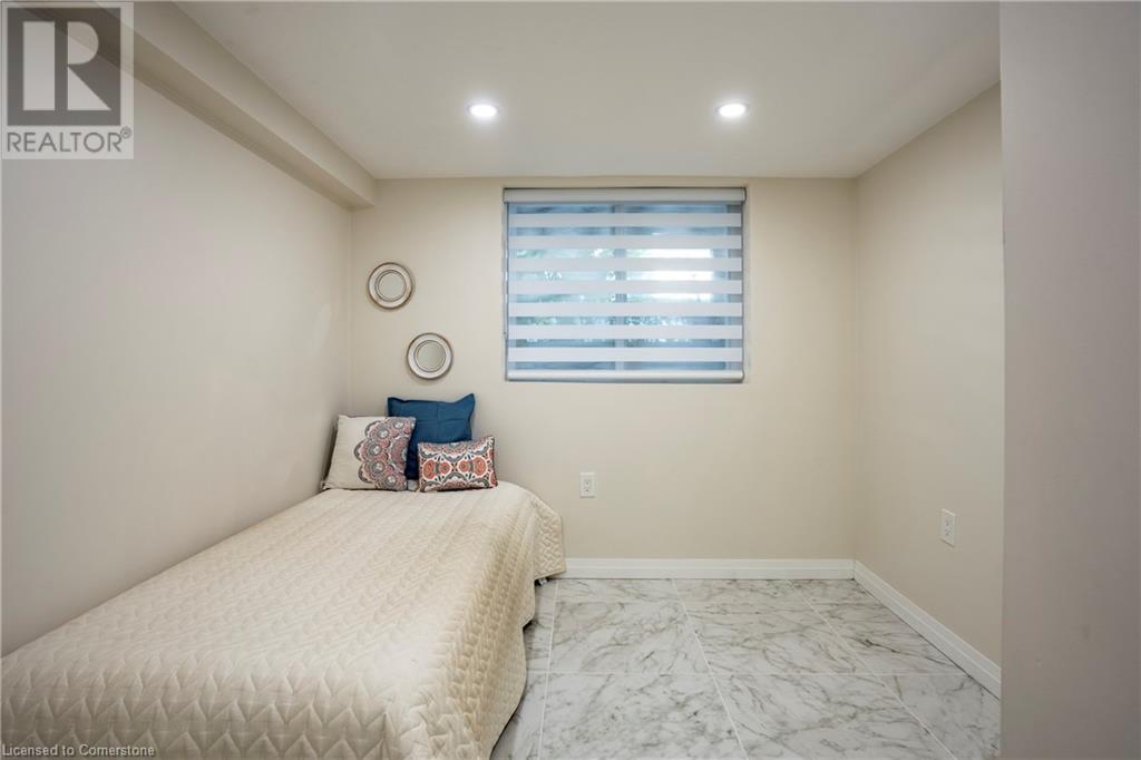 34 Dooley Drive, Kitchener, Ontario  N2A 1L4 - Photo 33 - 40645349