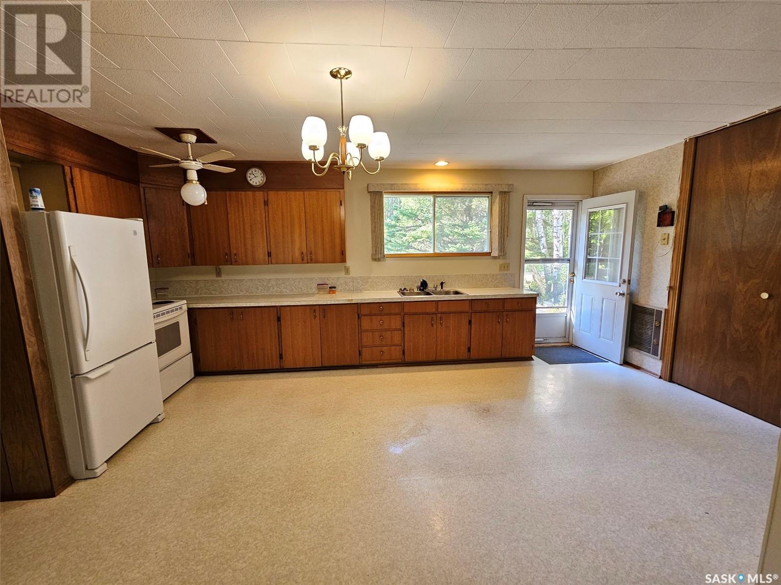 40 Aspen Crescent, Moose Mountain Provincial Park, Saskatchewan  S0C 2S0 - Photo 11 - SK981266