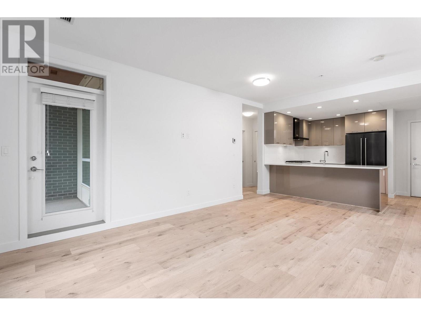 301 3581 Ross Drive, Vancouver, British Columbia  V6S 0K5 - Photo 8 - R2921578