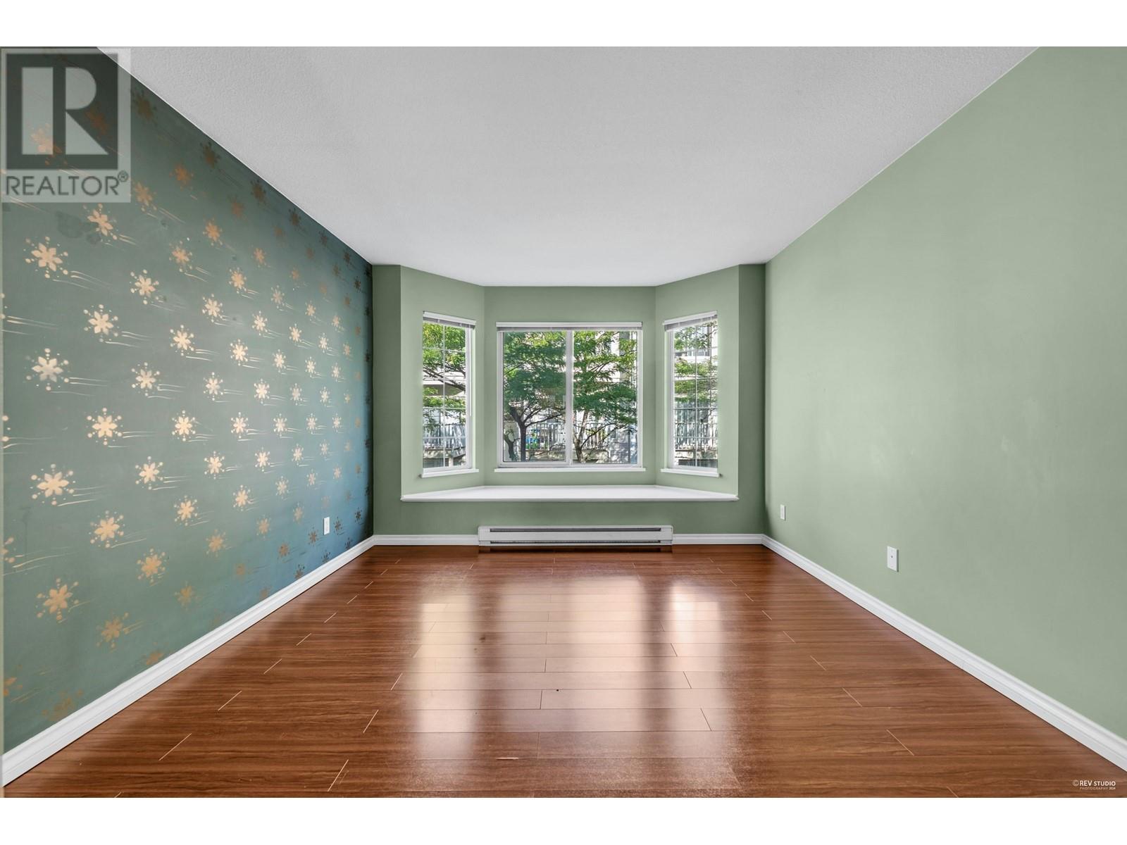 Listing Picture 18 of 31 : 23 12891 JACK BELL DRIVE, Richmond / 烈治文 - 魯藝地產 Yvonne Lu Group - MLS Medallion Club Member