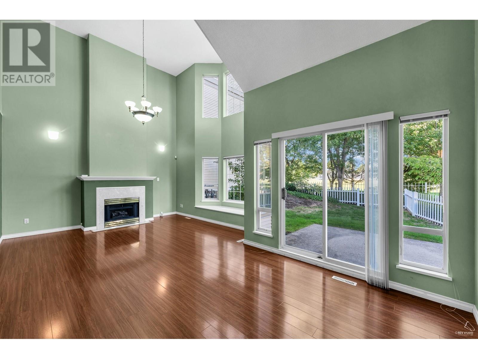 Listing Picture 6 of 31 : 23 12891 JACK BELL DRIVE, Richmond / 烈治文 - 魯藝地產 Yvonne Lu Group - MLS Medallion Club Member